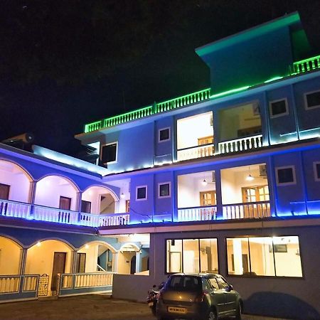 Dom'S Inn Calangute Bagian luar foto
